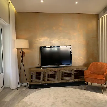 Flh Downtown Premium Iii Апартаменты *